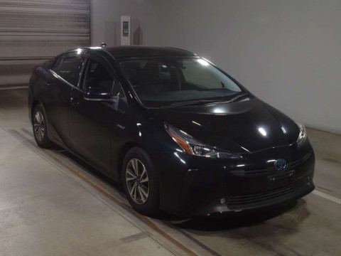 2019 Toyota Prius ZVW51[2]