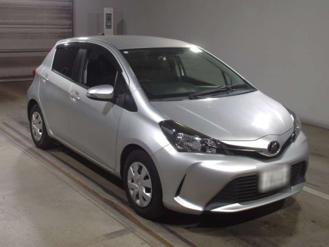 2017 Toyota Vitz NSP130[2]