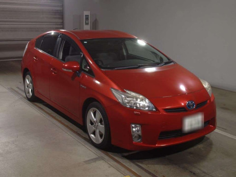 2011 Toyota Prius ZVW30[2]