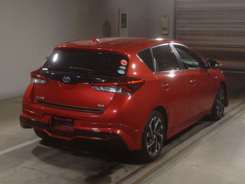 2016 Toyota Auris ZWE186H[1]