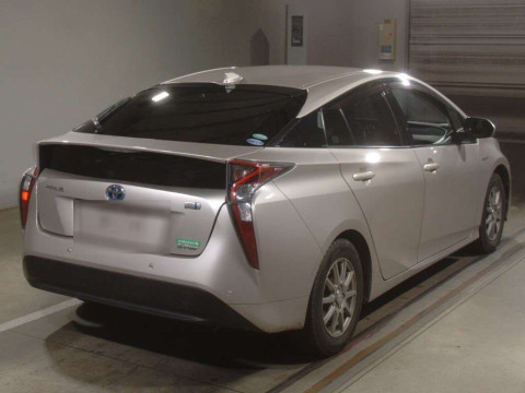 2018 Toyota Prius ZVW55[1]