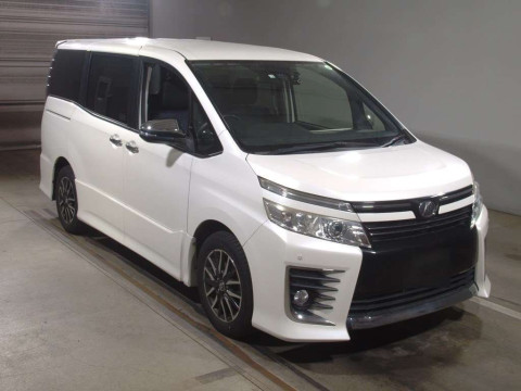 2016 Toyota Voxy ZRR80W[2]