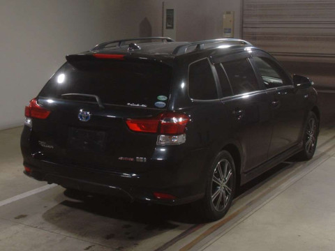 2015 Toyota Corolla Fielder NKE165G[1]