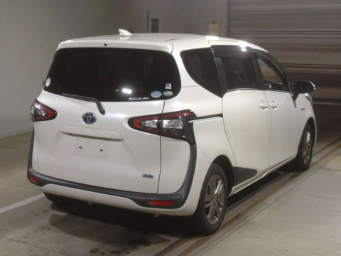 2016 Toyota Sienta NHP170G[1]