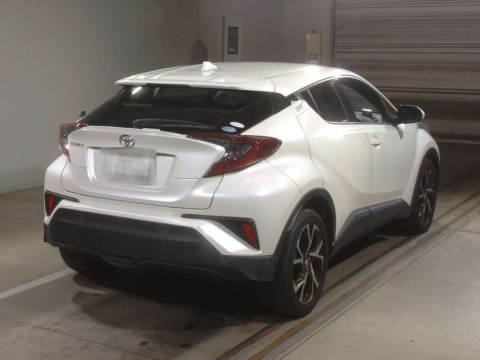 2018 Toyota C-HR NGX10[1]