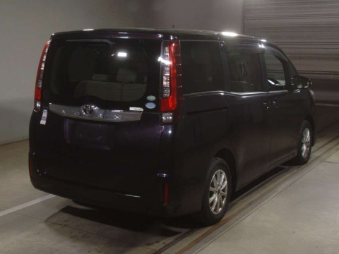 2015 Toyota Noah ZRR80G[1]