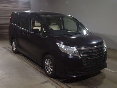 2015 Toyota Noah ZRR80G[2]