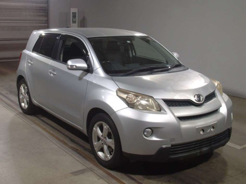 2007 Toyota IST NCP110[2]