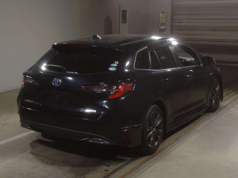 2020 Toyota Corolla Touring Wagon ZWE211W[1]