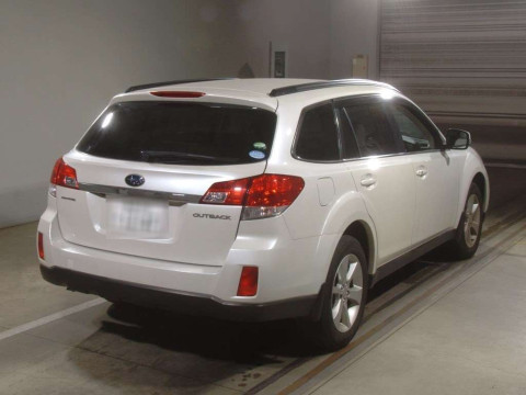 2013 Subaru Legacy Outback BRM[1]