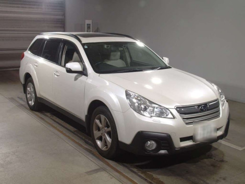 2013 Subaru Legacy Outback BRM[2]