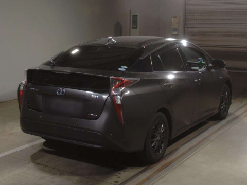 2015 Toyota Prius ZVW55[1]