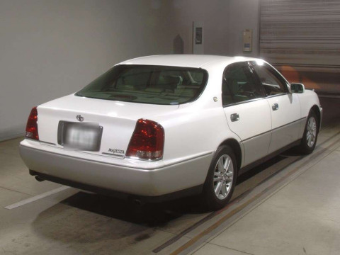 2002 Toyota Crown Majesta JZS177[1]