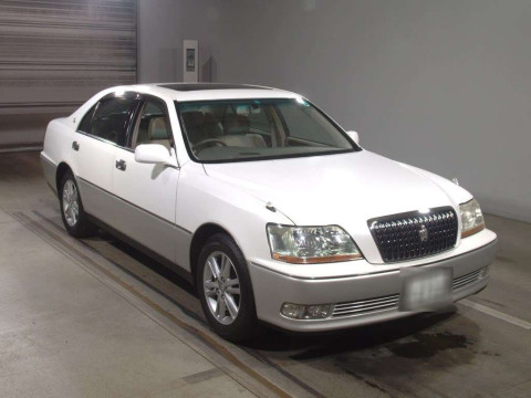 2002 Toyota Crown Majesta JZS177[2]