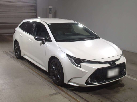 2020 Toyota Corolla Touring Wagon ZRE212W[2]