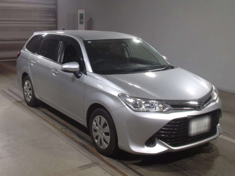 2015 Toyota Corolla Fielder NRE161G[2]