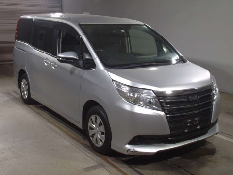 2015 Toyota Noah ZRR80G[2]