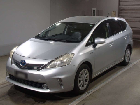 2012 Toyota Prius alpha ZVW41W[0]