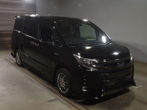 2019 Toyota Noah ZWR80W[2]