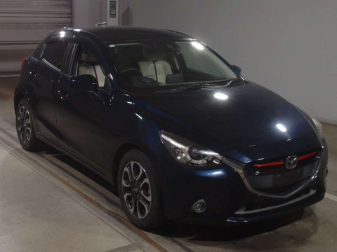 2015 Mazda Demio DJ5FS[2]