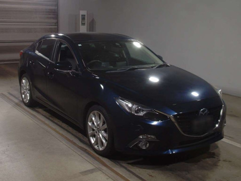 2014 Mazda Axela BM5FP[2]