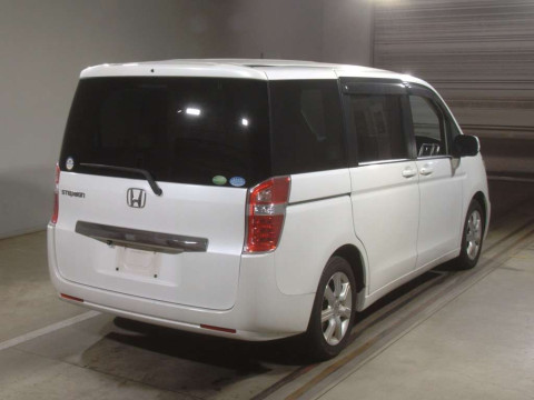 2013 Honda Step WGN RK1[1]