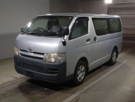 2005 Toyota Hiace Van