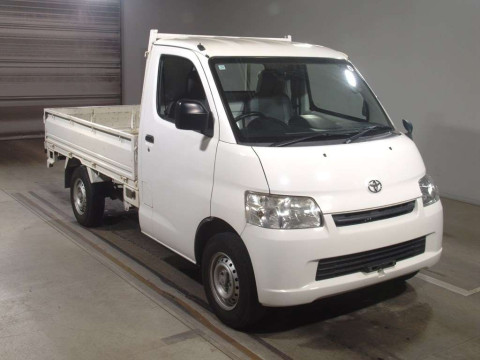 2018 Toyota Liteace Truck S402U[2]