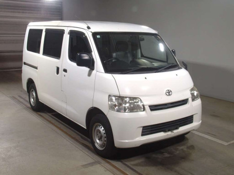 2018 Toyota Townace Van S402M[2]