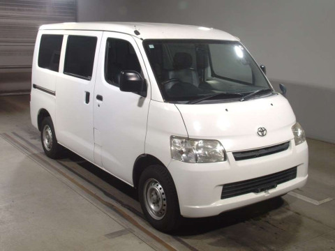 2018 Toyota Liteace Van S402M[2]