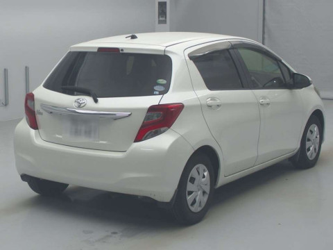 2015 Toyota Vitz NSP130[1]