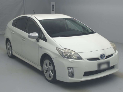 2010 Toyota Prius ZVW30[2]