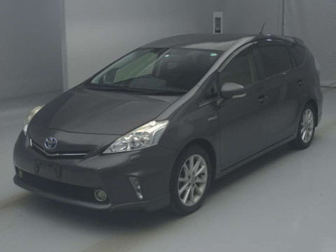 2014 Toyota Prius alpha ZVW41W[0]