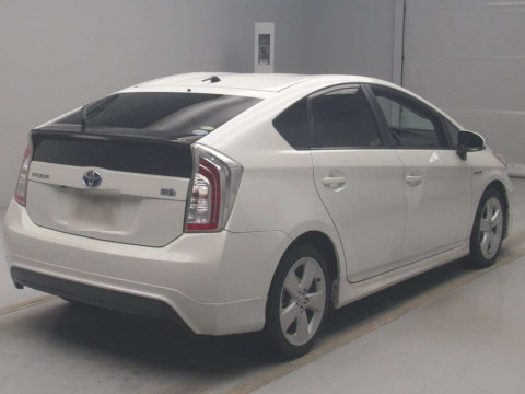 2014 Toyota Prius ZVW30[1]