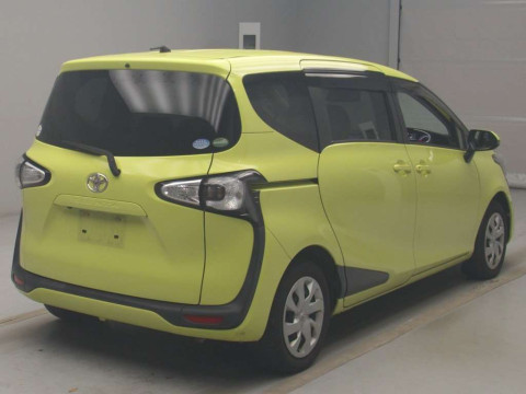 2016 Toyota Sienta NSP170G[1]