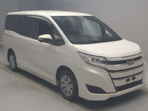 2019 Toyota Noah ZRR80G[2]