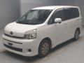 2011 Toyota Voxy