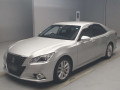 2014 Toyota Crown Hybrid