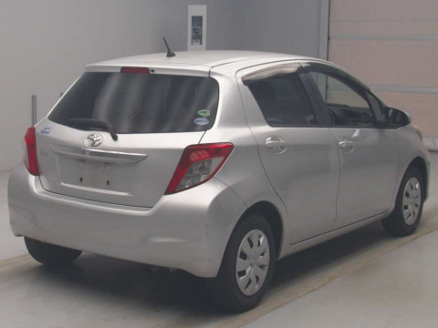 2013 Toyota Vitz KSP130[1]