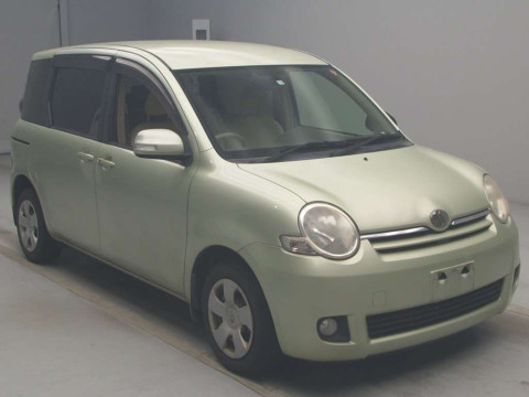 2009 Toyota Sienta NCP81G[2]