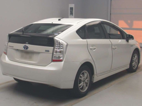 2010 Toyota Prius ZVW30[1]