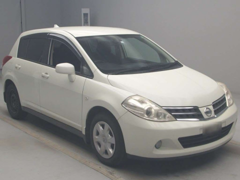 2010 Nissan Tiida C11[2]