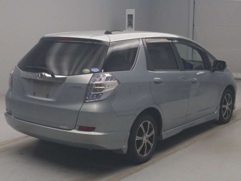 2012 Honda Fit Shuttle Hybrid GP2[1]