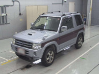 2011 Mitsubishi Pajero Mini