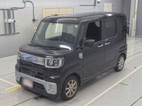 2015 Daihatsu Wake LA700S[0]