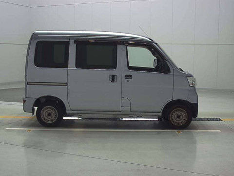 2019 Daihatsu Hijet Cargo S321V[2]