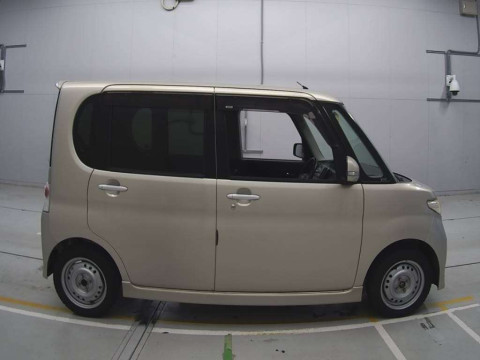 2009 Daihatsu Tanto L375S[2]