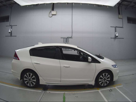 2012 Honda Insight exclusive ZE3[2]