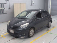 2013 Toyota Vitz