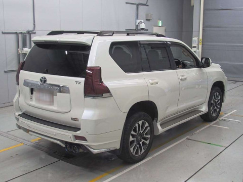 2021 Toyota Land Cruiser Prado TRJ150W[1]